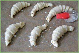 Круассаны со сливками - фото шаг 7