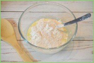 Оладьи из замороженных кабачков - фото шаг 5