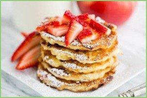 Оладьи с творогом и изюмом - фото шаг 4