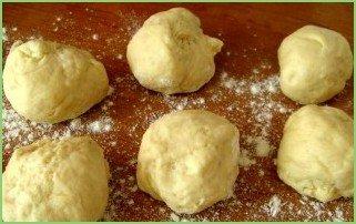 Пирожки из замороженной вишни - фото шаг 9