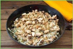 Пирожки с лесными грибами - фото шаг 4