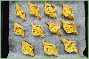 Пирожки с сыром и зеленью 