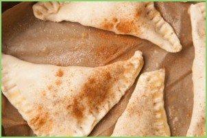 Пирожки в духовке сладкие - фото шаг 7