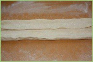 Сердечки из слоеного теста с сахаром - фото шаг 2