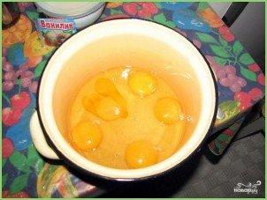 Шарлотка в хлебопечке - фото шаг 1