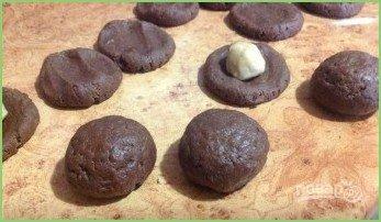 Шоколадное печенье с арахисовым центром - фото шаг 7