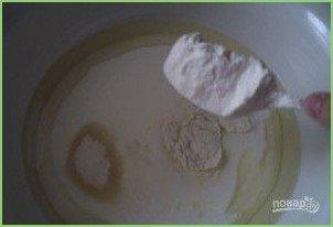 Тесто для пиццы с кефиром - фото шаг 1