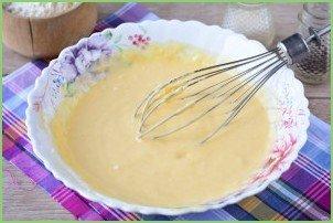 Заливное тесто для пирога на сметане - фото шаг 5