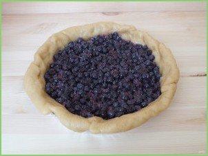 Заливной пирог с черникой - фото шаг 8