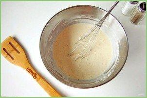 Заливной пирог с курицей и грибами - фото шаг 9