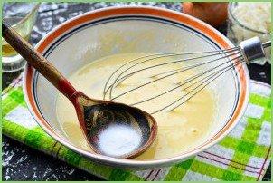 Заливной пирог с квашеной капустой - фото шаг 3