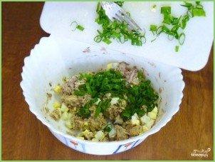 Заливной пирог с рыбой и яйцами - фото шаг 4