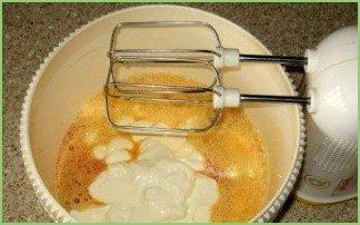 Заливной пирог с сайрой - фото шаг 2