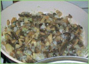 Запеканка с макаронами и грибами - фото шаг 2