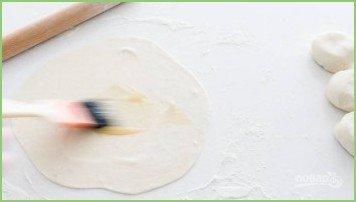 Жареные лепешки с зеленым луком - фото шаг 4