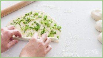 Жареные лепешки с зеленым луком - фото шаг 6