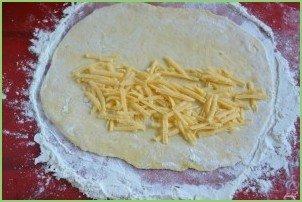 Чебуреки с сыром - фото шаг 5