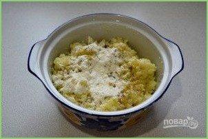 Картофельные оладьи в духовке - фото шаг 8