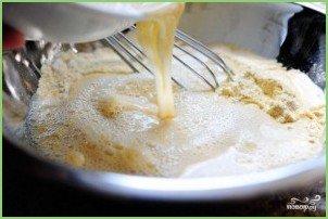 Кукурузные оладьи с ежевичным сиропом - фото шаг 2