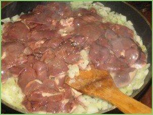 Пирожки с куриной печенью - фото шаг 6