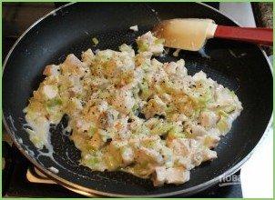 Пирожки с сюрпризом - фото шаг 5