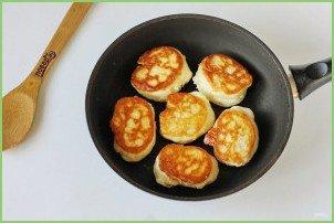 Пышные оладьи без яиц - фото шаг 5