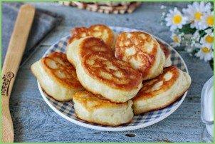 Пышные оладьи без яиц - фото шаг 6