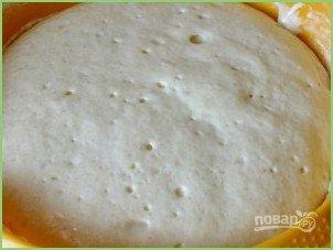 Рецепт дрожжевых оладий на молоке - фото шаг 3