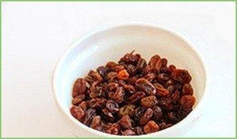 Сливочное печенье с изюмом - фото шаг 1