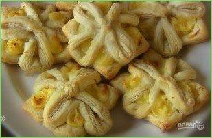 Слойки из слоеного теста с кремом 