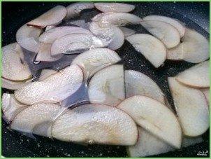 Слойки с яблоками из слоеного бездрожжевого теста - фото шаг 3