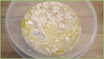 Тесто для итальянской тонкой пиццы - фото шаг 2