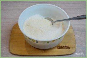 Вкусный манник на кефире - фото шаг 2