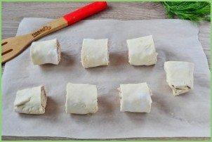 Закусочные слойки-рулетики - фото шаг 9