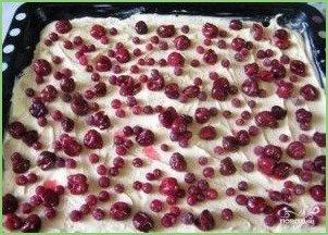 Заливной ягодный пирог - фото шаг 3