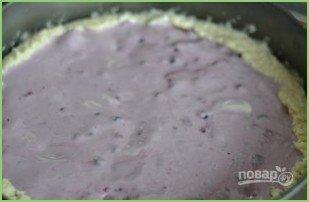 Заливной пирог с ягодами - фото шаг 4