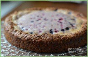 Заливной пирог с ягодами - фото шаг 5