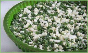 Заливной пирог с зеленым луком и яйцом - фото шаг 3