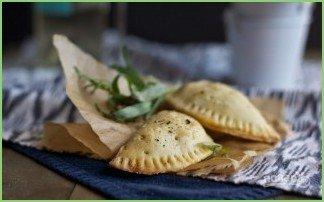 Пирожки с куриной начинкой - фото шаг 7
