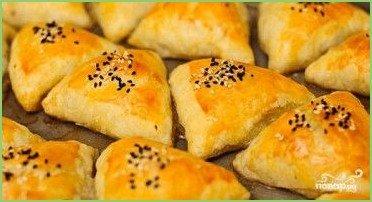 Самсы из слоеного теста с мясом - фото шаг 7