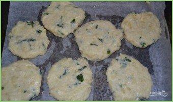 Картофельные ватрушки с курицей - фото шаг 7