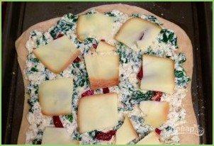 Тонкая пицца со шпинатом и сыром - фото шаг 7